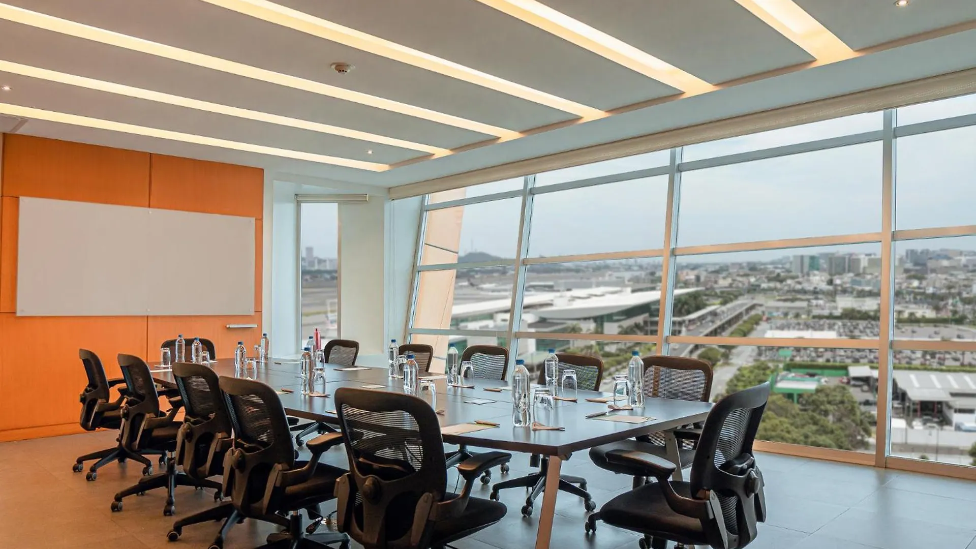 Holiday Inn Guayaquil Airport By Ihg