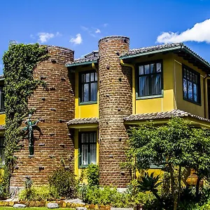 https://hostal-saint-marys-tababela.hotelsquito.com